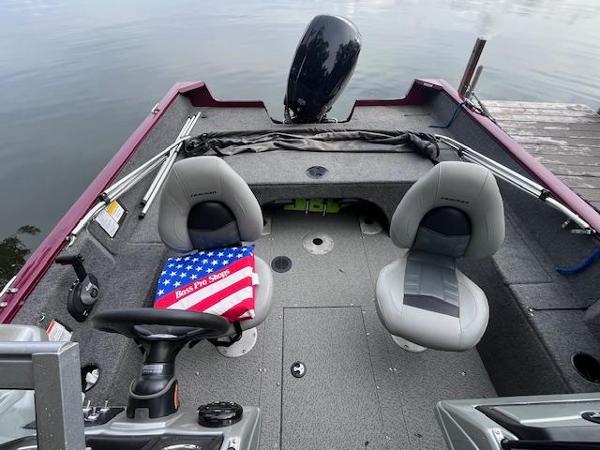 2018 Tracker PGV175 COMBO