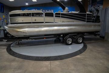 2016 Berkshire 23RFX 3.0