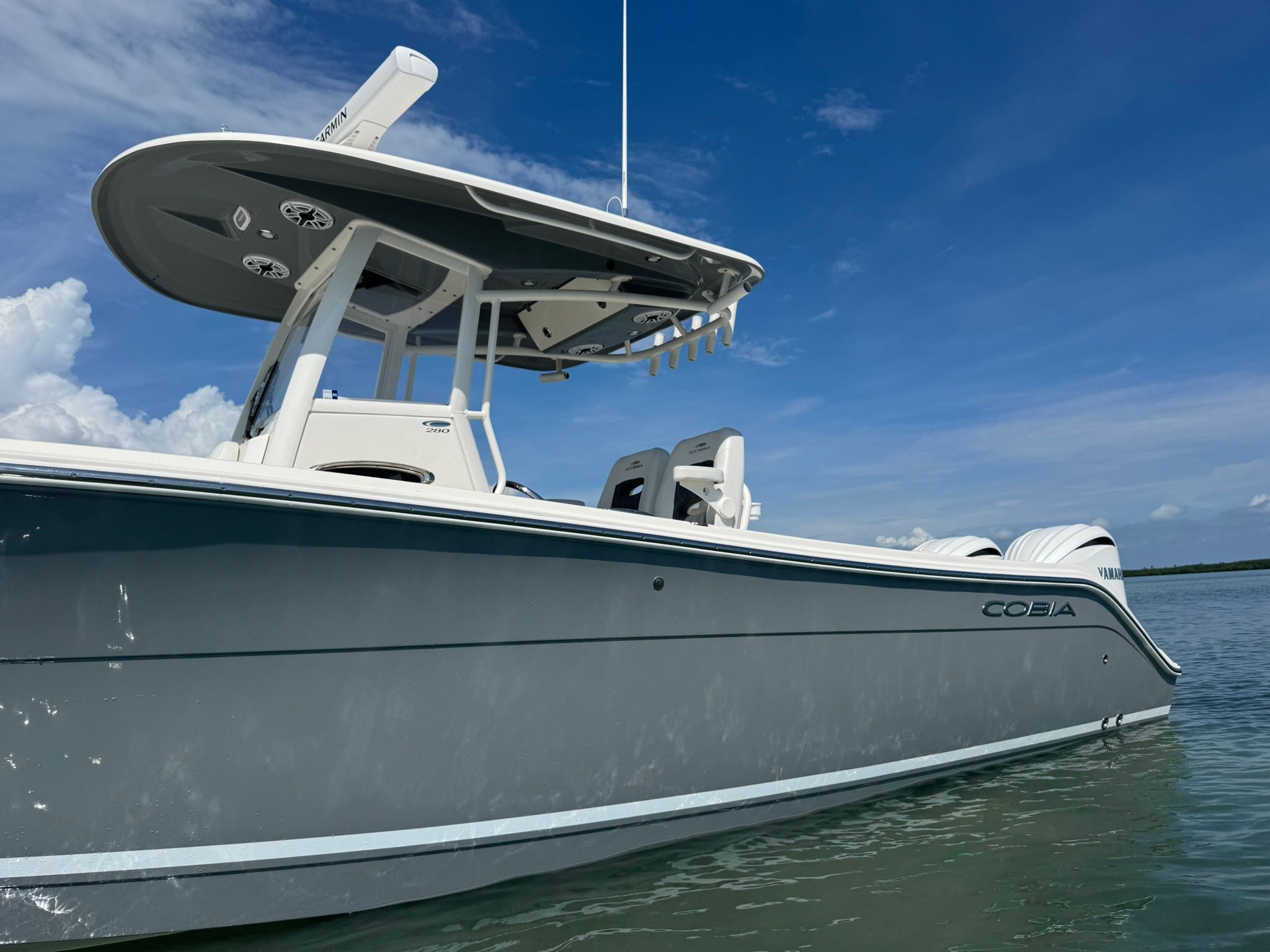 2023 Cobia 280 Center Console