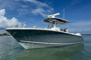 2023 Cobia 280 Center Console