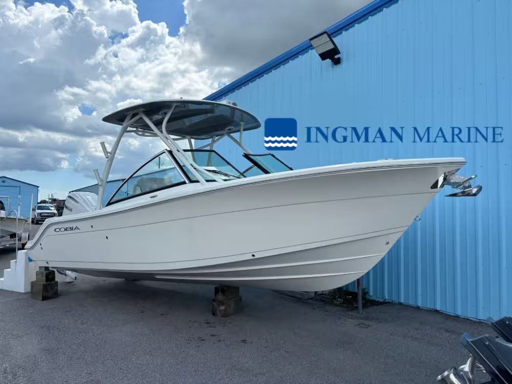 Cobia 240 DC