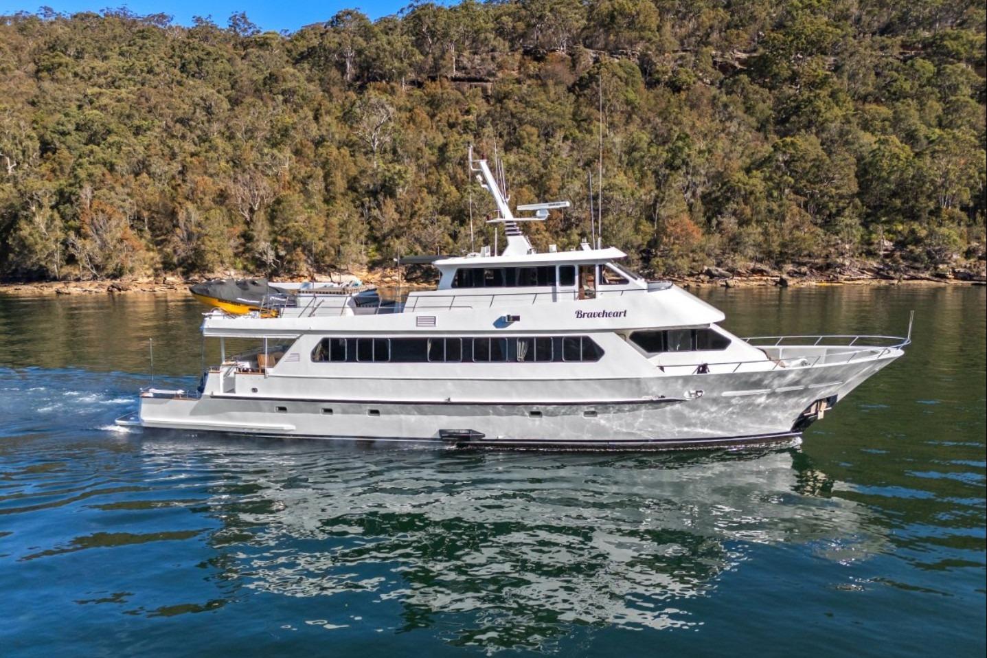1992 Custom 25M C&P Marine Expedition