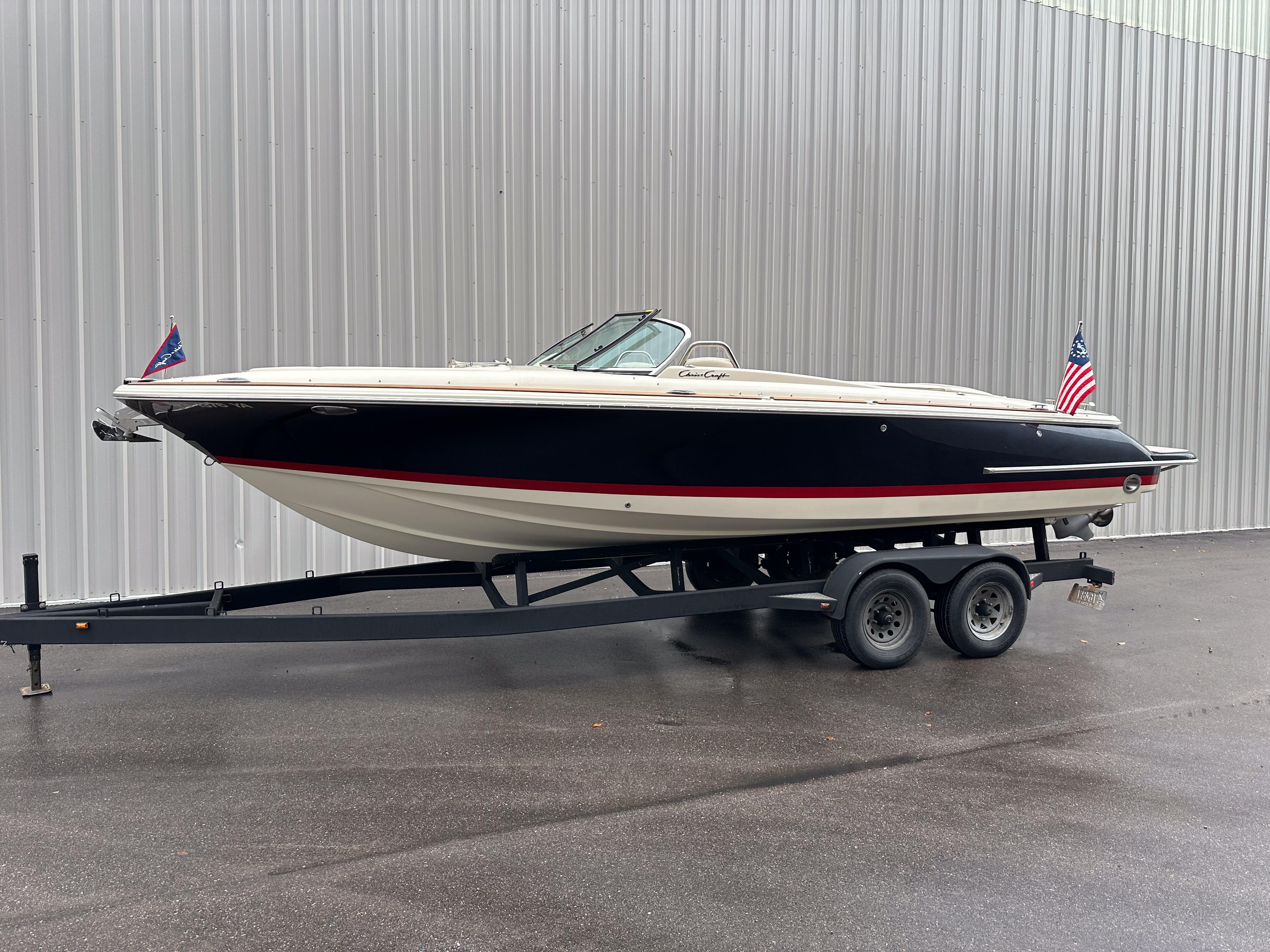 Chris-Craft Launch 27