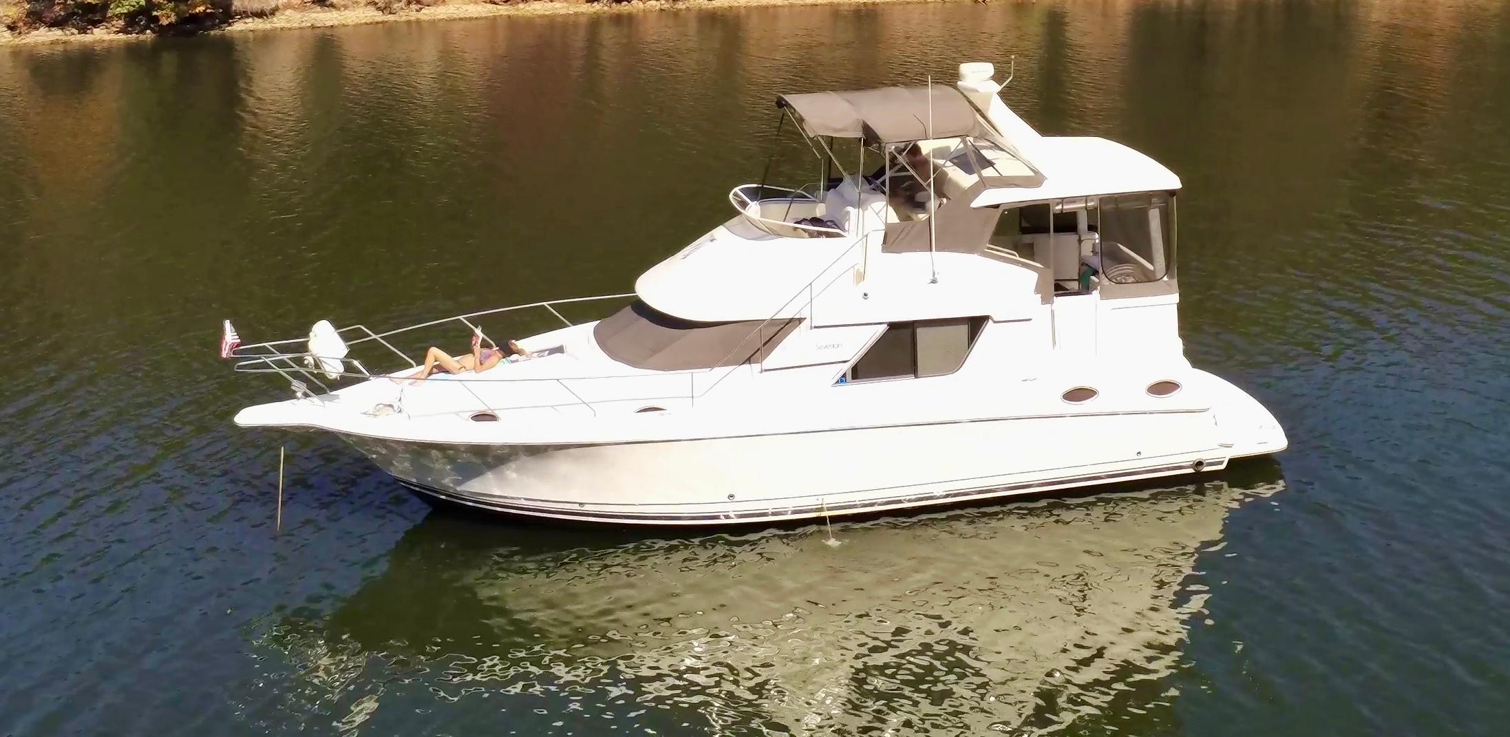 1997 Silverton 372 Motor Yacht