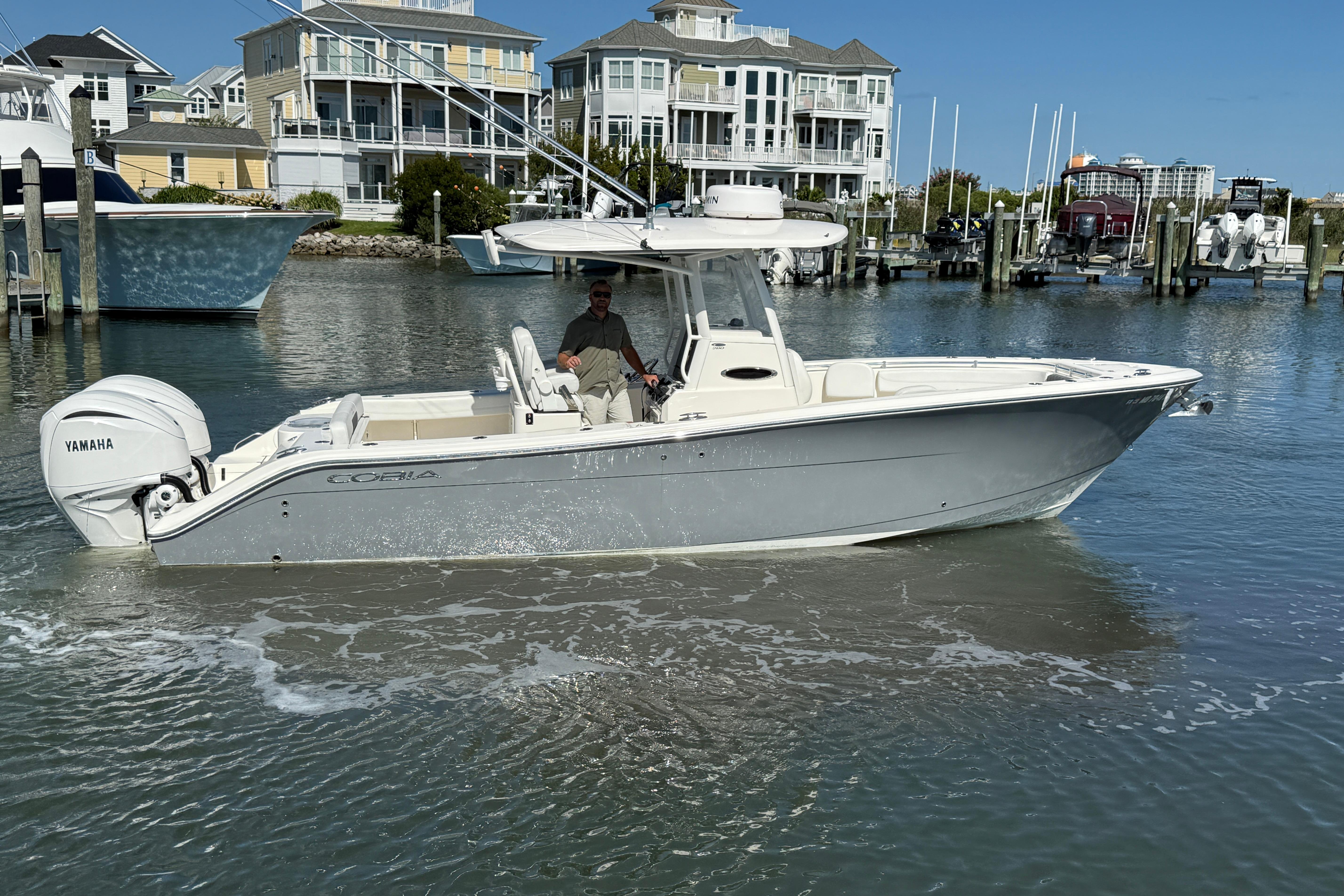 2023 Cobia 280 Center Console