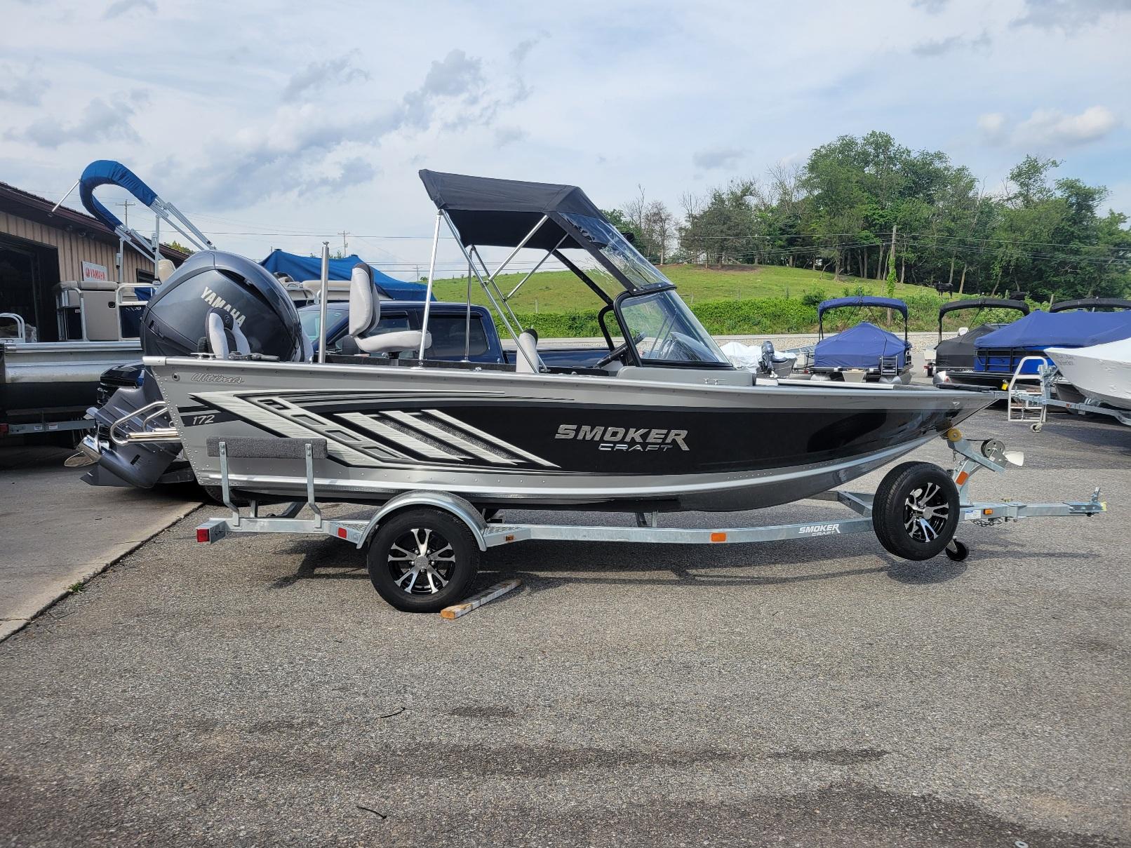 2024 Smoker Craft Ultima Legacy 172 walk thru windshield w/ Yamaha 150 (In stock!)