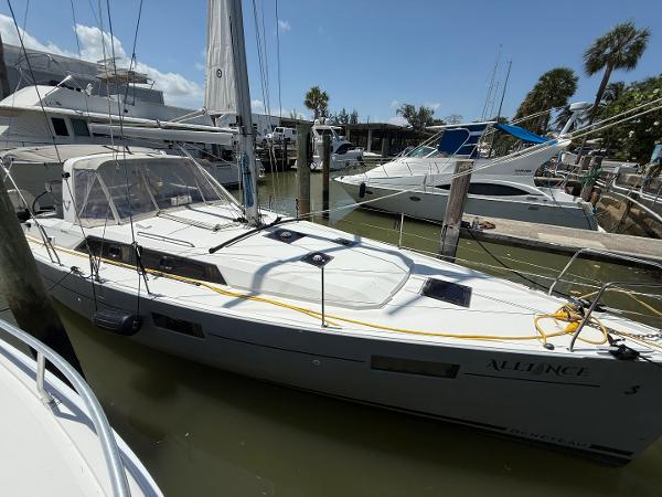 2017 Beneteau Oceanis 41.1
