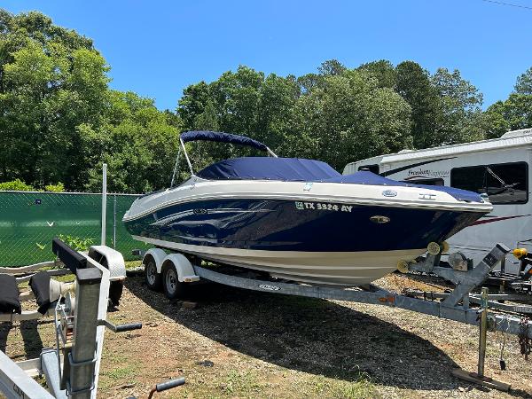2007 Sea Ray 230 Select