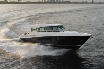 2017 Tiara Yachts C53 Coupe