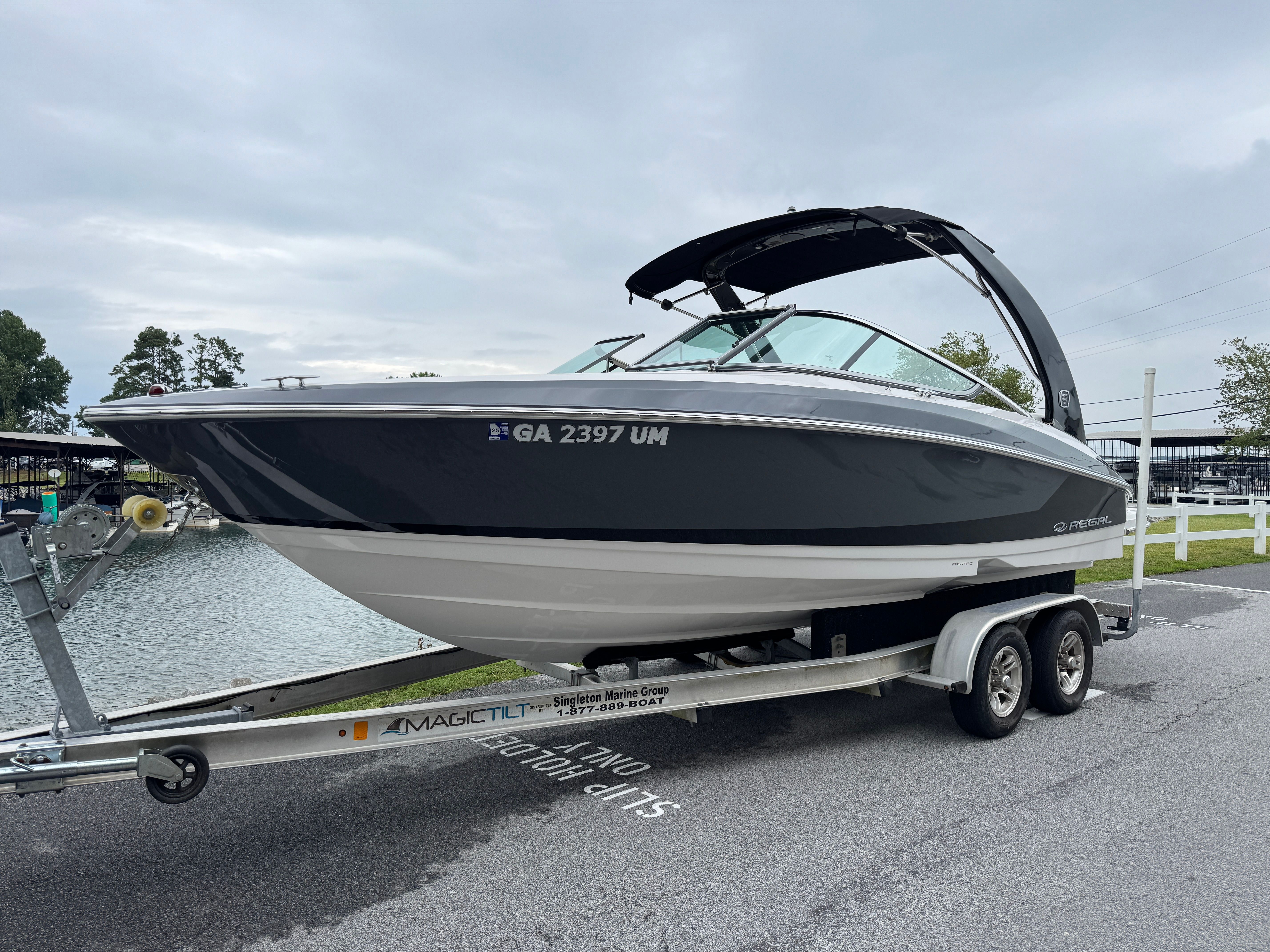 Regal 2300 Regal 2019 REGAL 2300 - Image 1