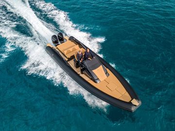 2025 SPX RIB 32 Sport