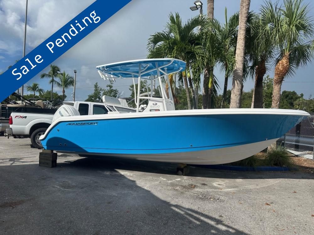 2025 Aquasport 2200 CC