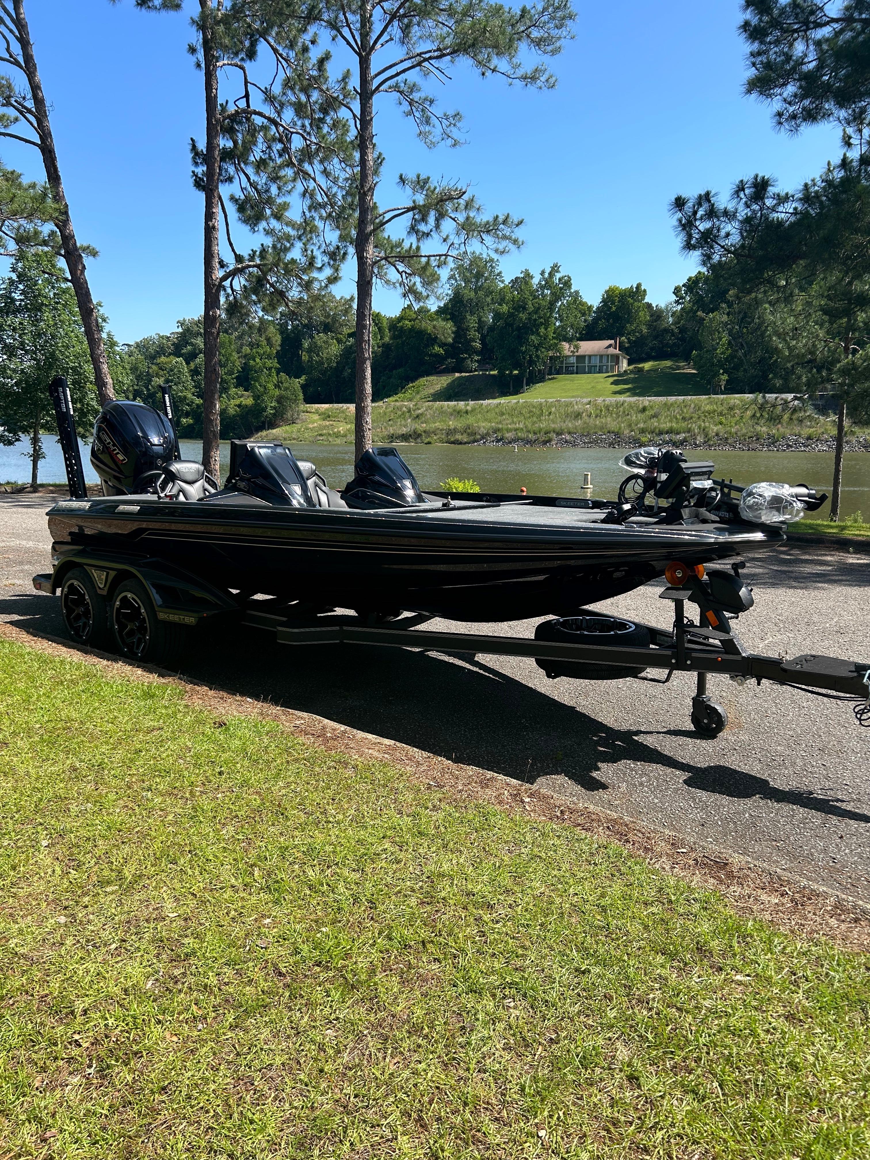 2023 Skeeter 75TH Anniversary FXR20 Apex