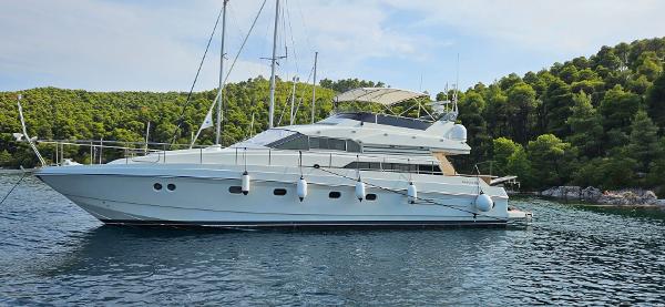 1993 Mochi Craft 56