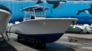 2025 Sportsman Open 282 Center Console