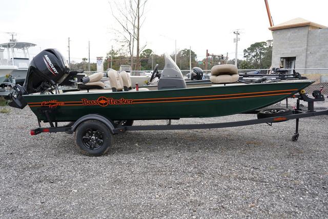 2025 Tracker TRACKER CLASSIC LIMITED