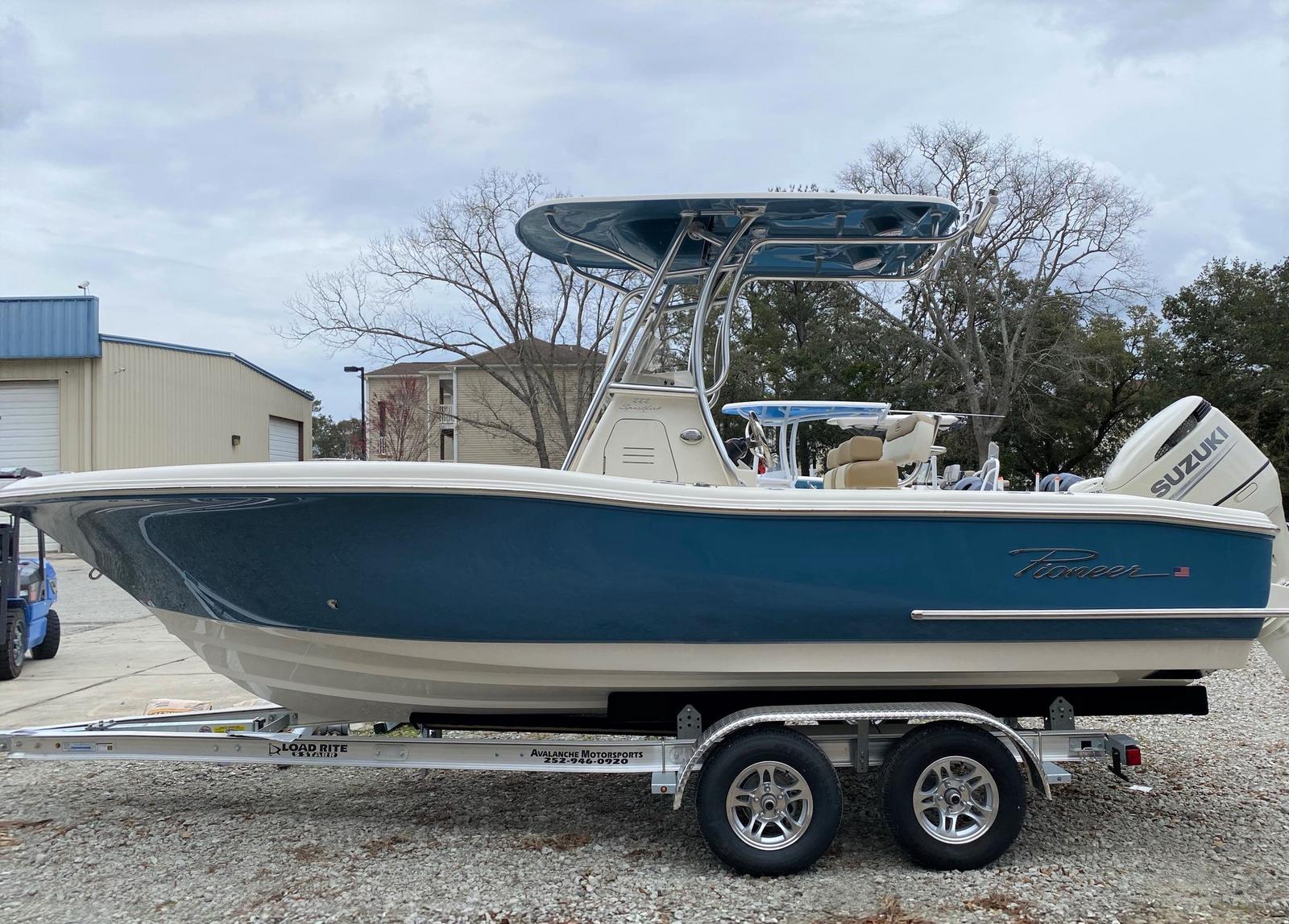 Pioneer 222 Sportfish boats for sale - boats.com