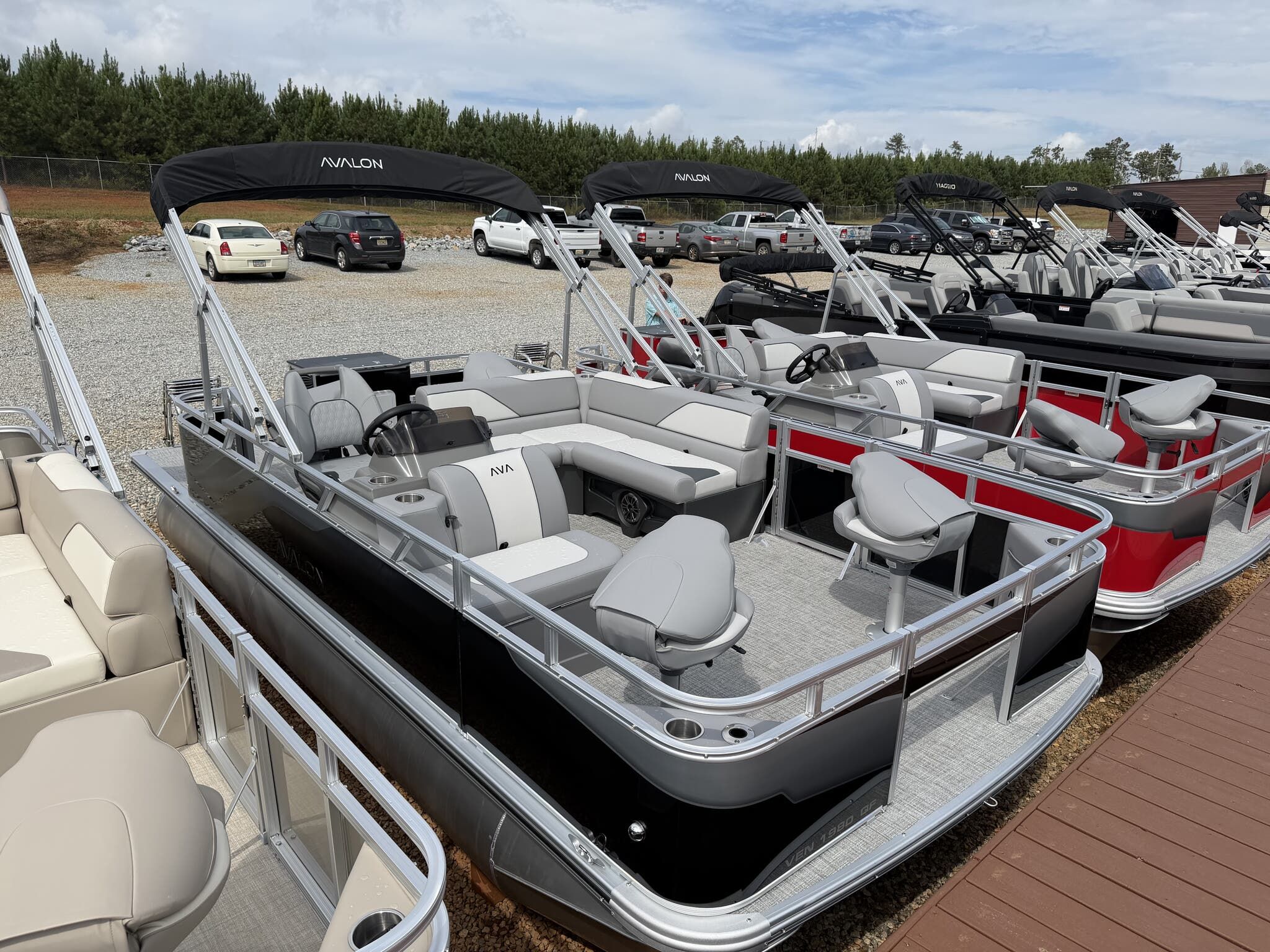 2026 Avalon Venture 19 QUAD FISH