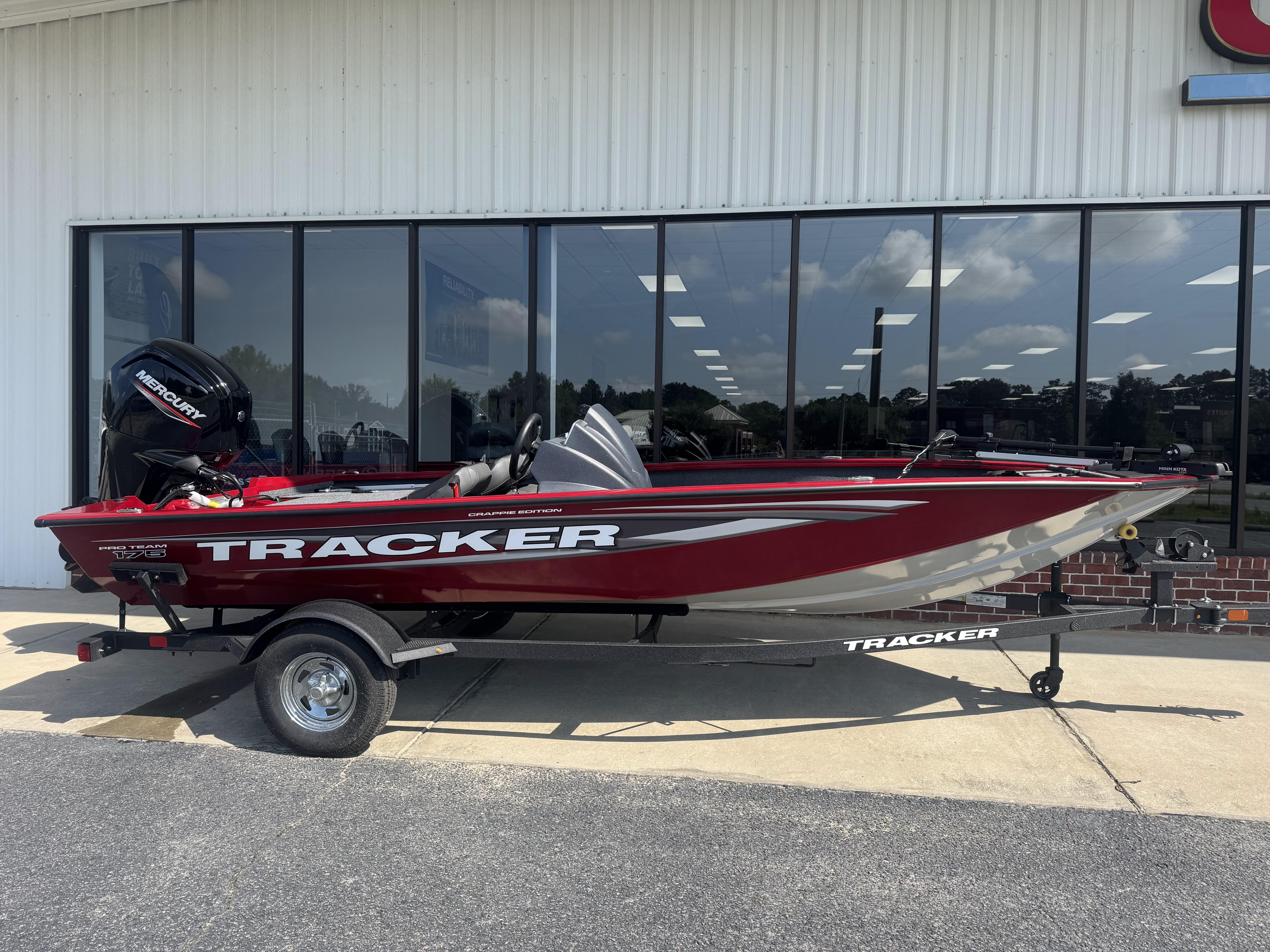 Tracker Pro Team 175 Crappie Edition