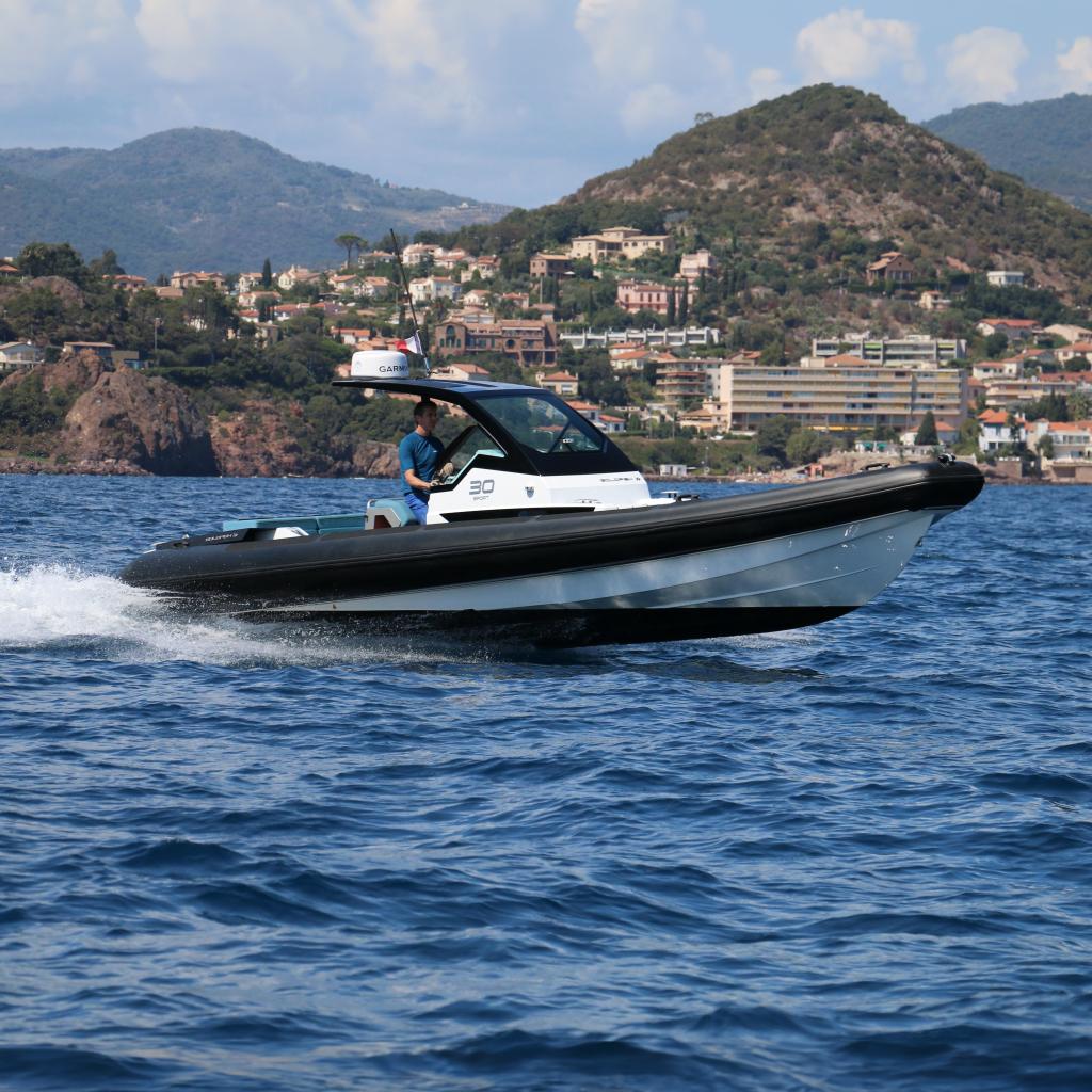 2021 Goldfish 30 Sport