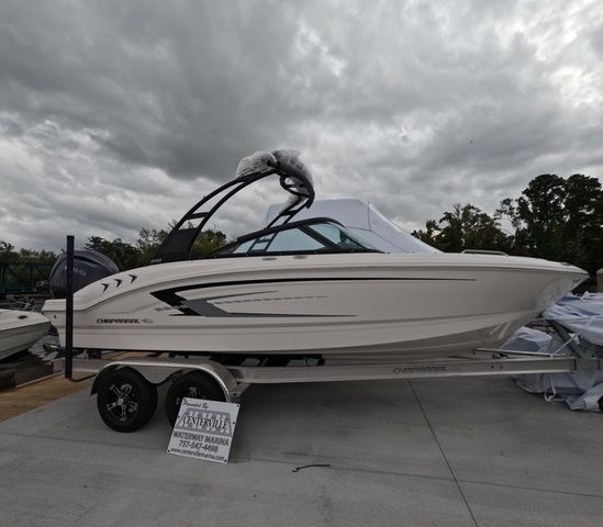 2026 Chaparral 21 SSi OB In Stock Trailer Included