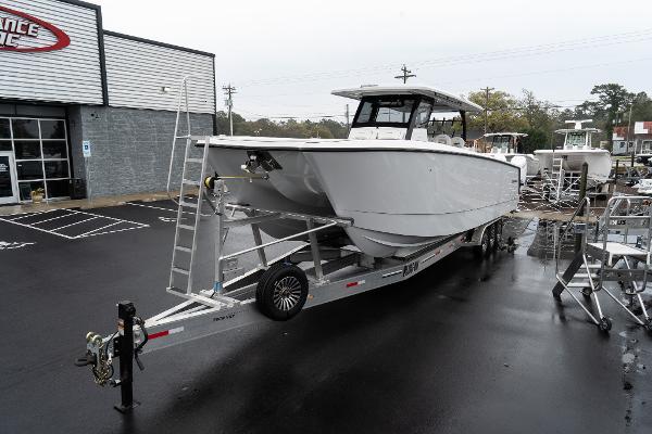 2025 Twin Vee 400 GFX CC