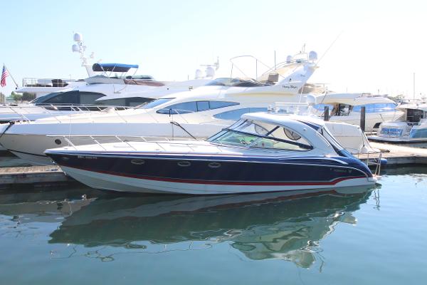 Formula 400 Super Sport 2012 Formula 400 Super Sport yacht docked at marina.