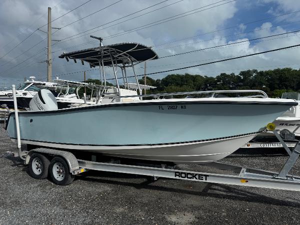 2008 Mako 212 Center Console
