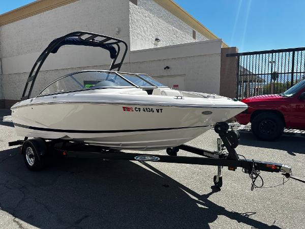 2018 Regal 1900 ES Bowrider