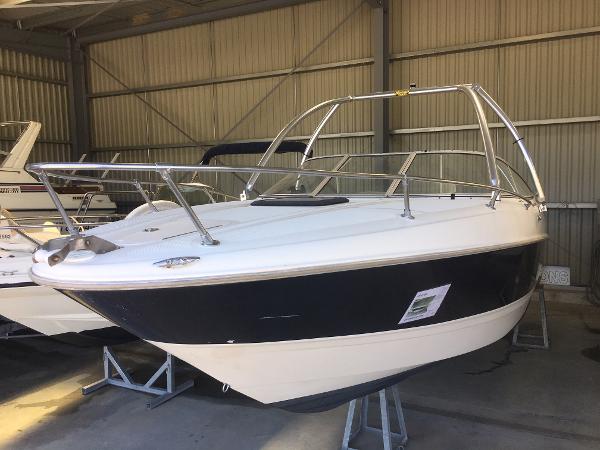 Bayliner 2352 Capri