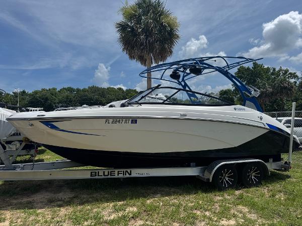 2018 Yamaha Boats 242X E-Series