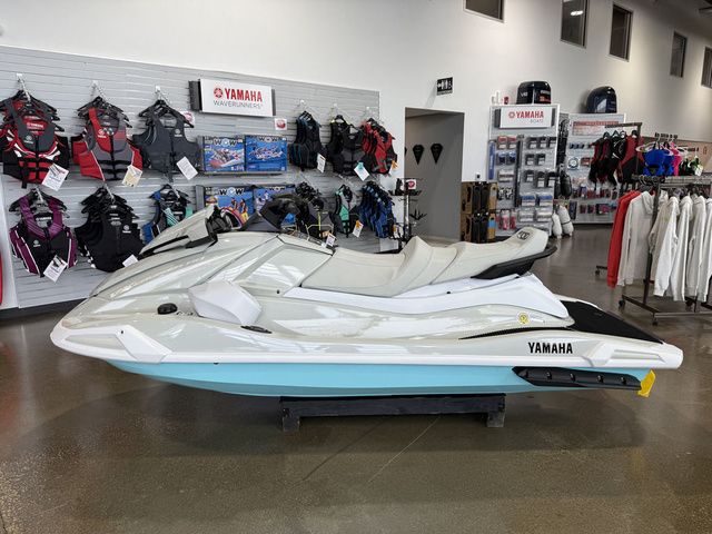 Yamaha WaveRunner VX Cruiser HO with Audio
