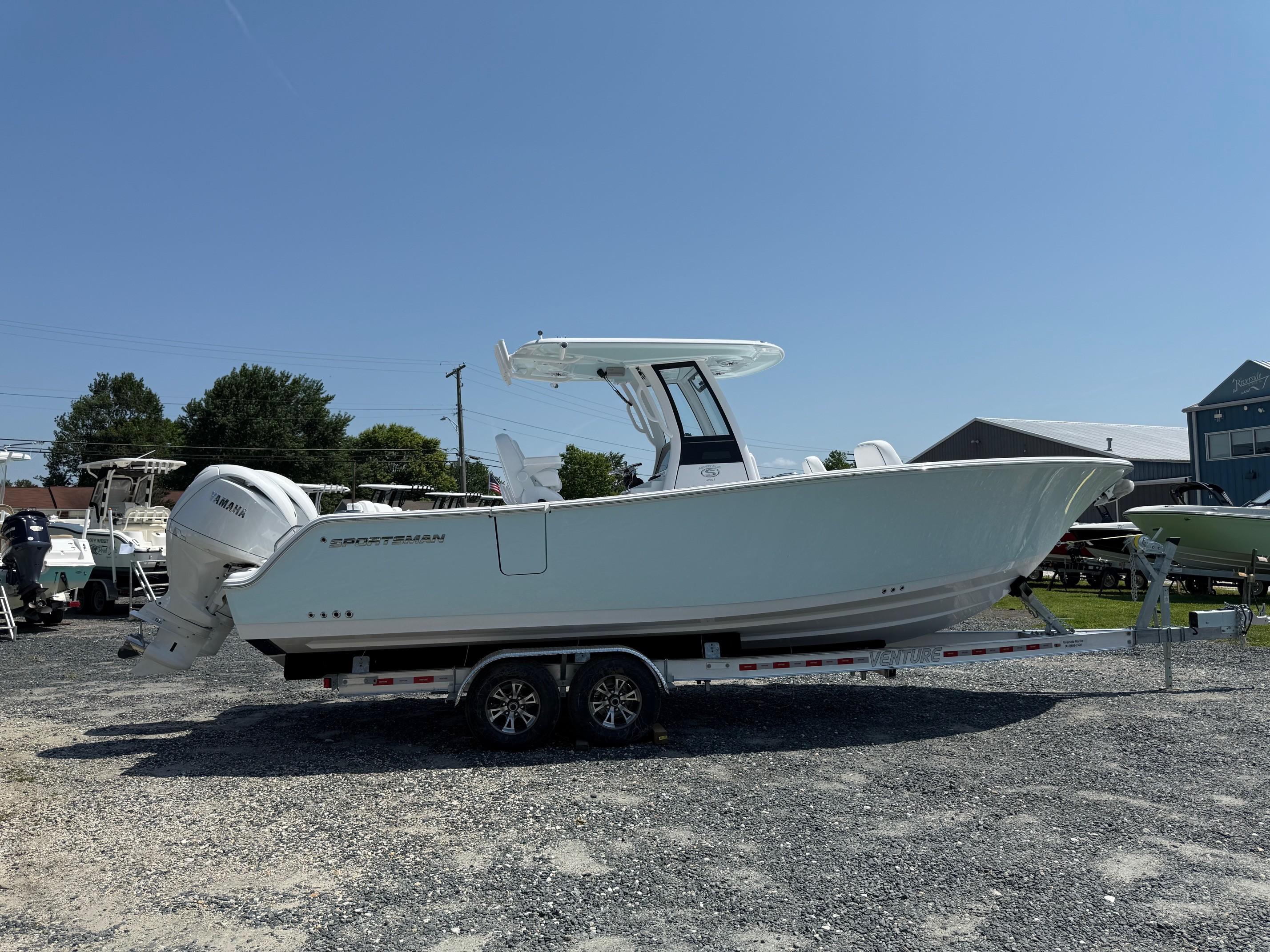 2025 Sportsman Heritage 261 Center Console