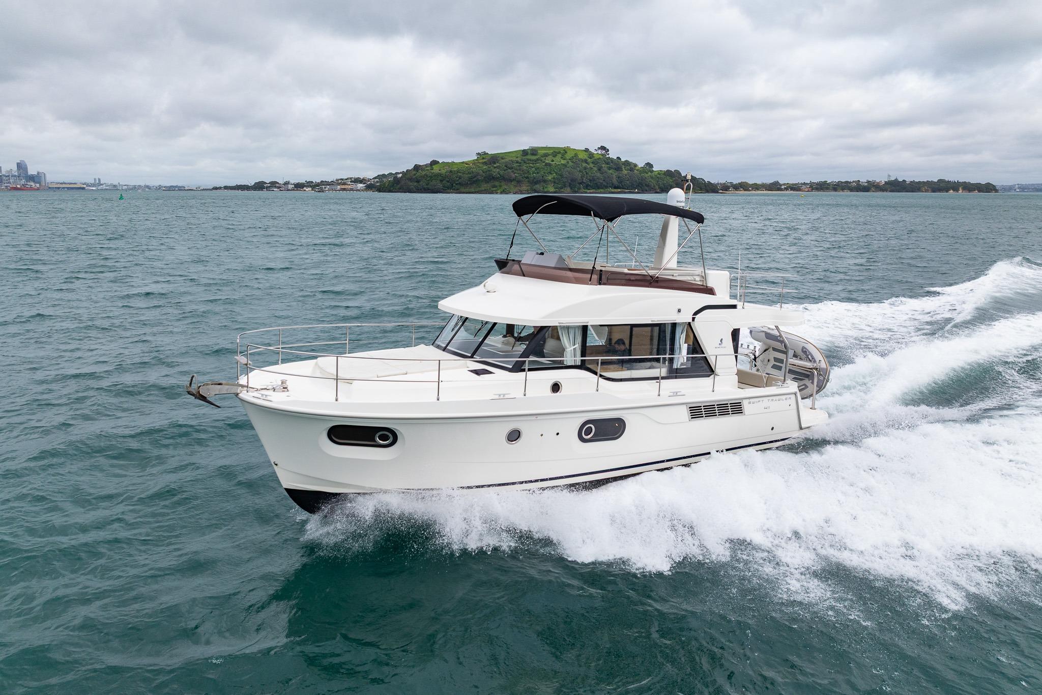 2021 Beneteau Swift Trawler 41 Fly