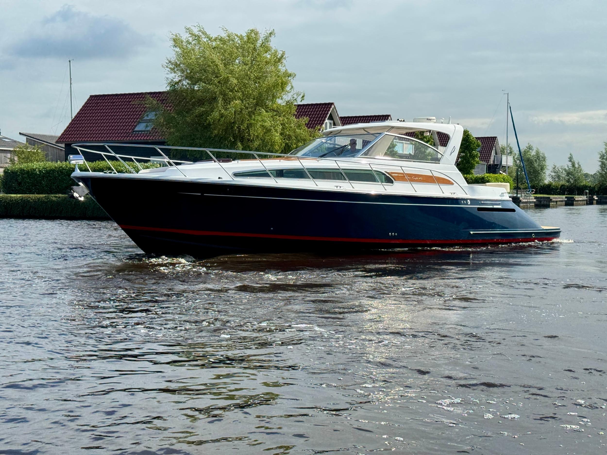 Chris-Craft Roamer 40 Lobster