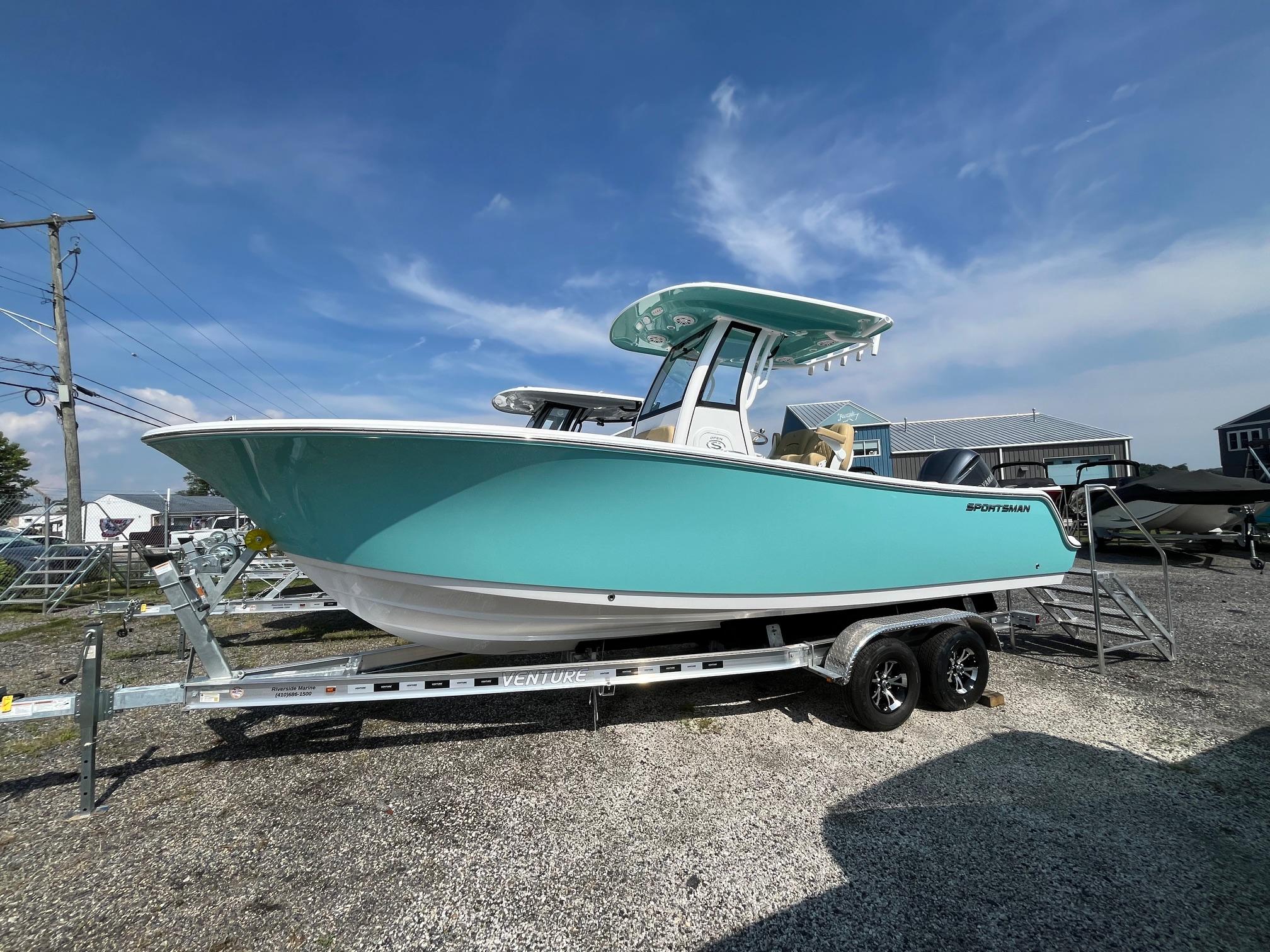2025 Sportsman Open 232 Center Console