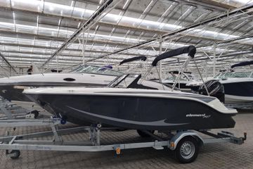 2023 Bayliner Element M17