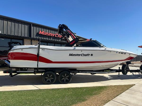 2023 MasterCraft X26