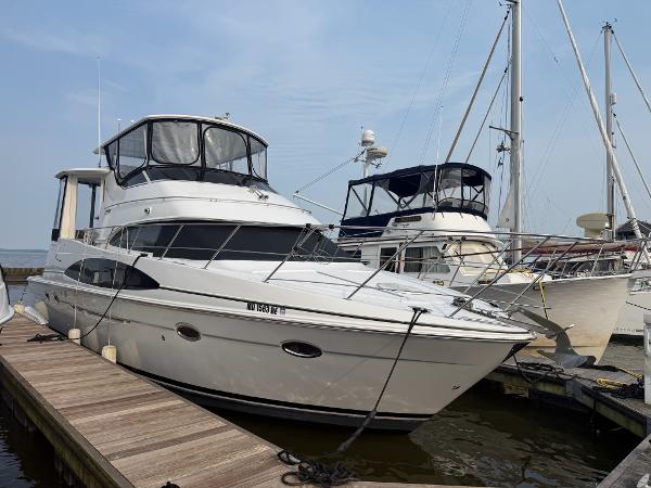 2003 Carver 444 Cockpit Motor Yacht