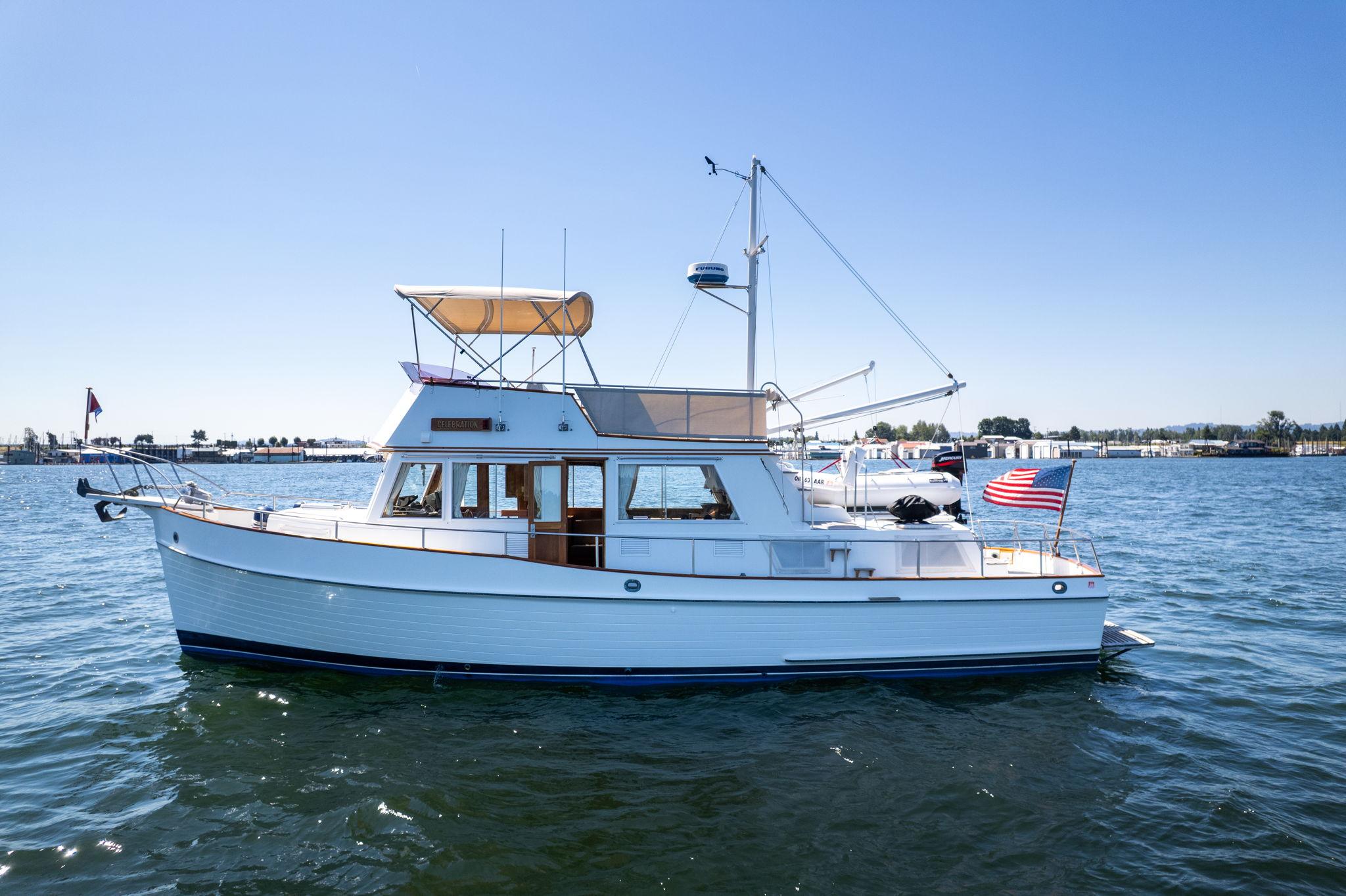 1988 Grand Banks 42 Classic
