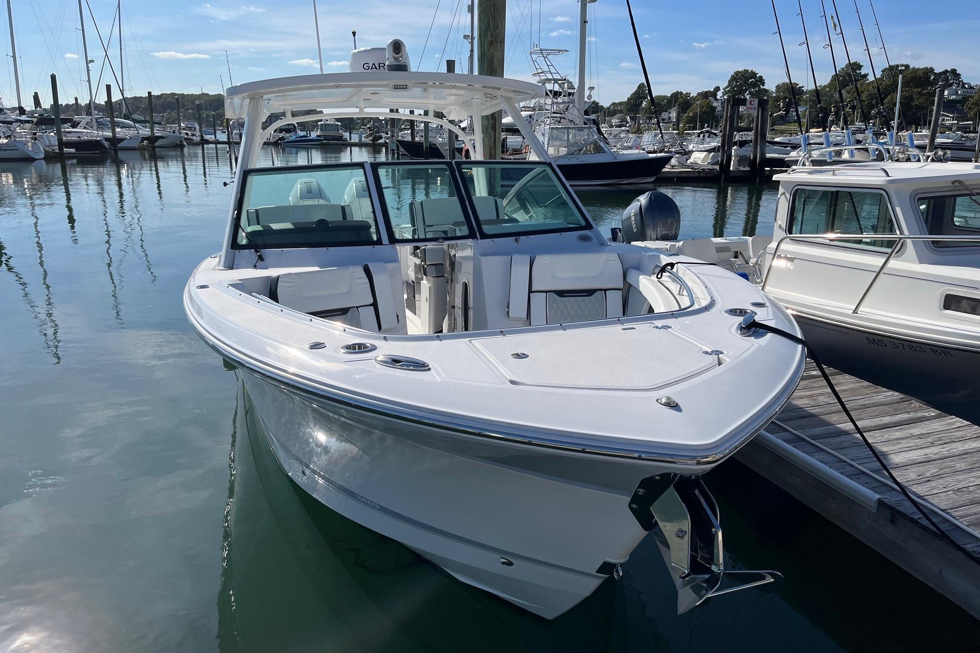 2024 Blackfin 302 DC