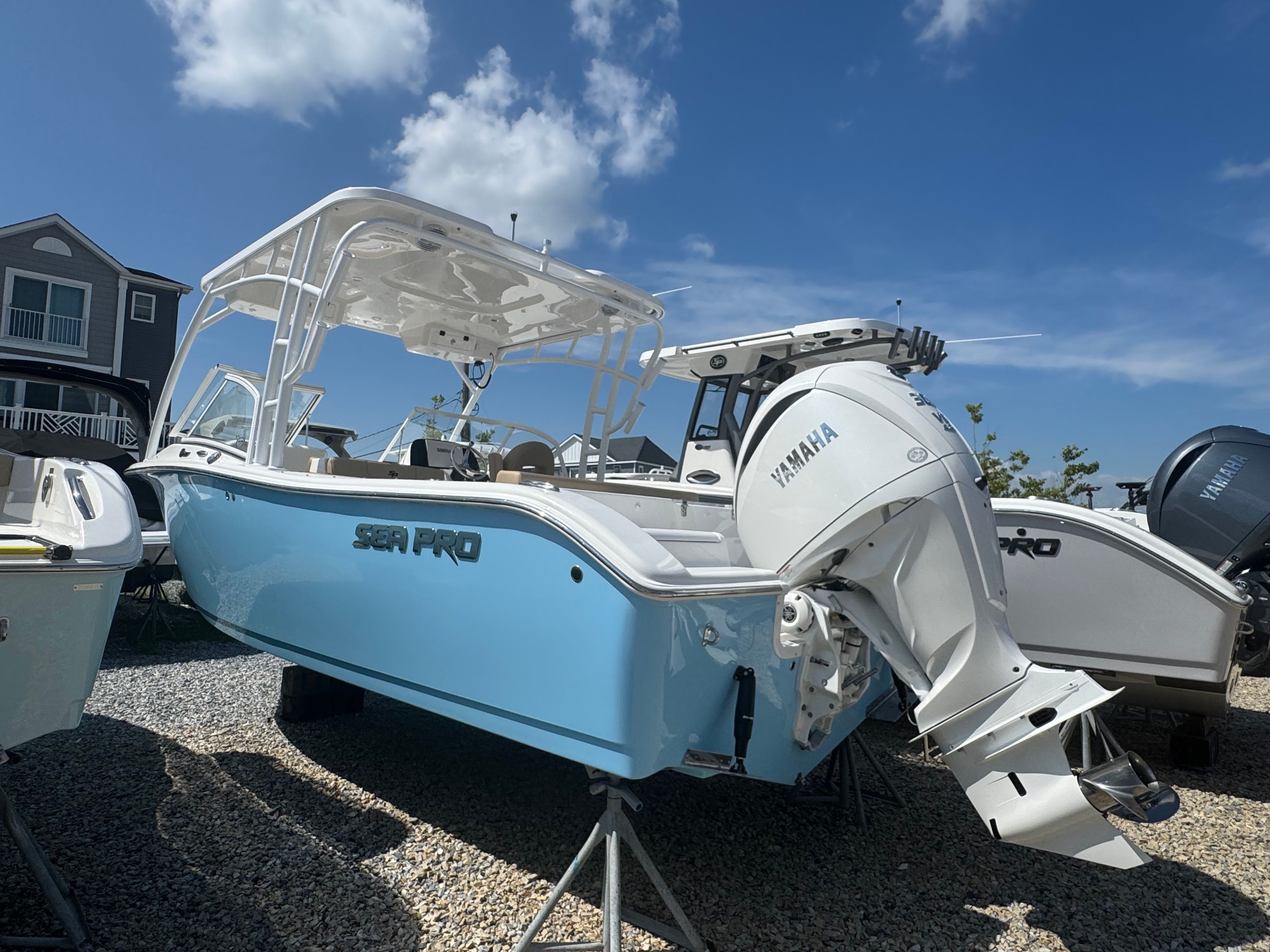 2025 Sea Pro 240 DLX
