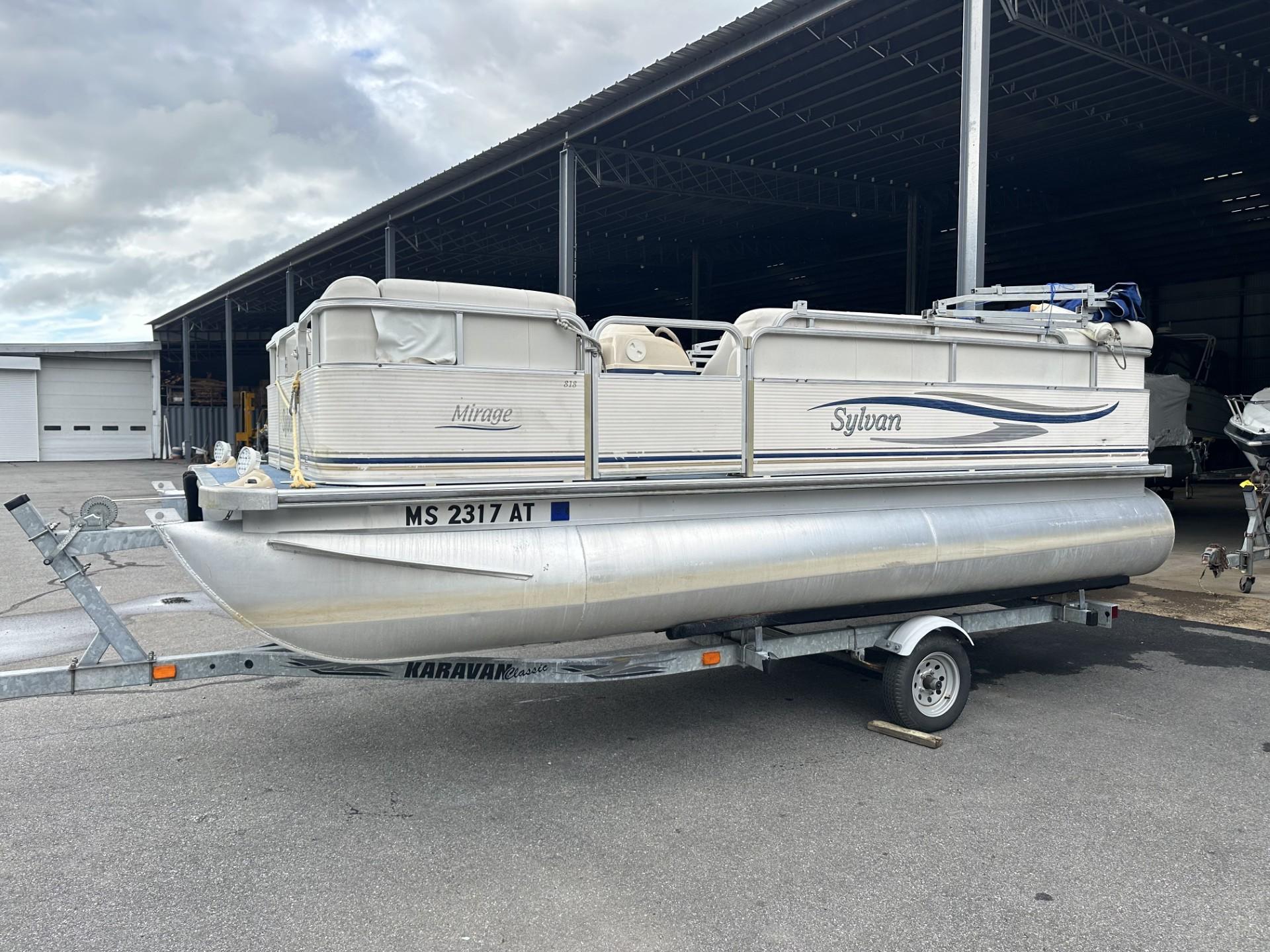 2003 Sylvan 818 Mirage Cruise, Portland Connecticut