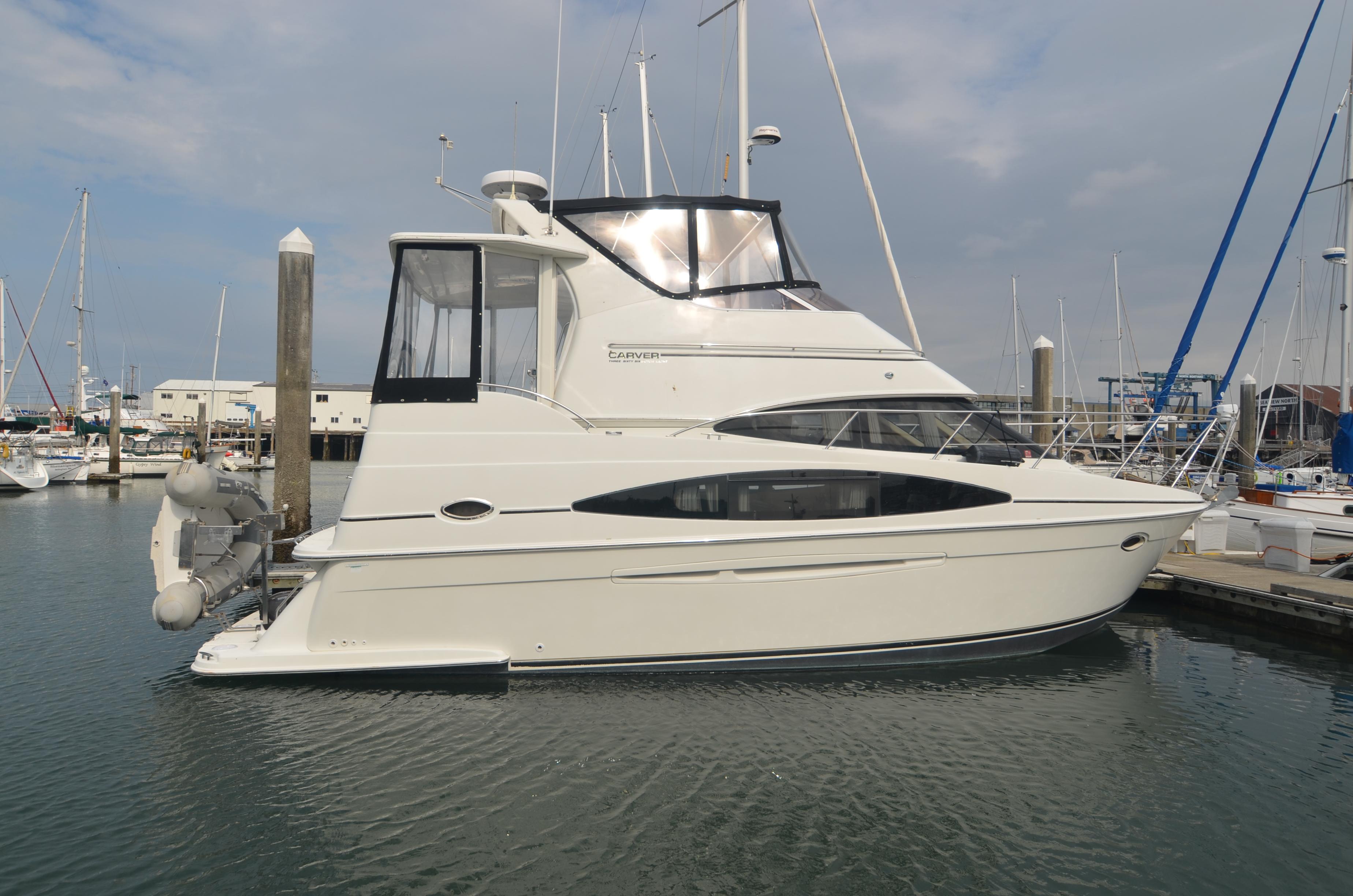 2004 Carver 366 Motoryacht