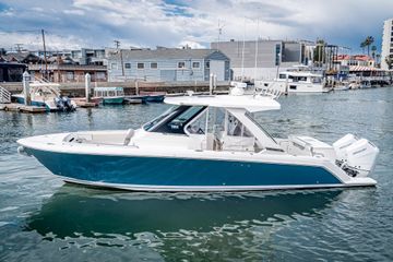 2024 Tiara Yachts 34 LS