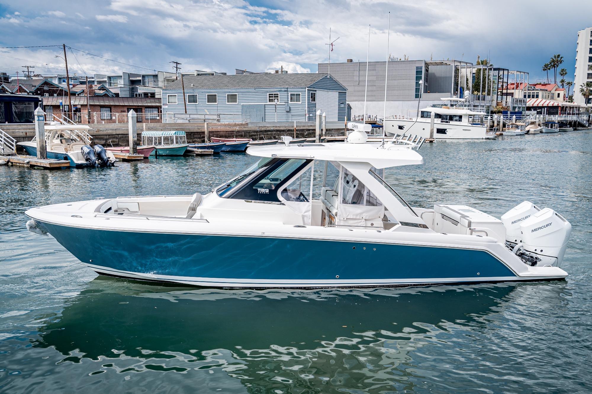 2024 Tiara Yachts 34 LS