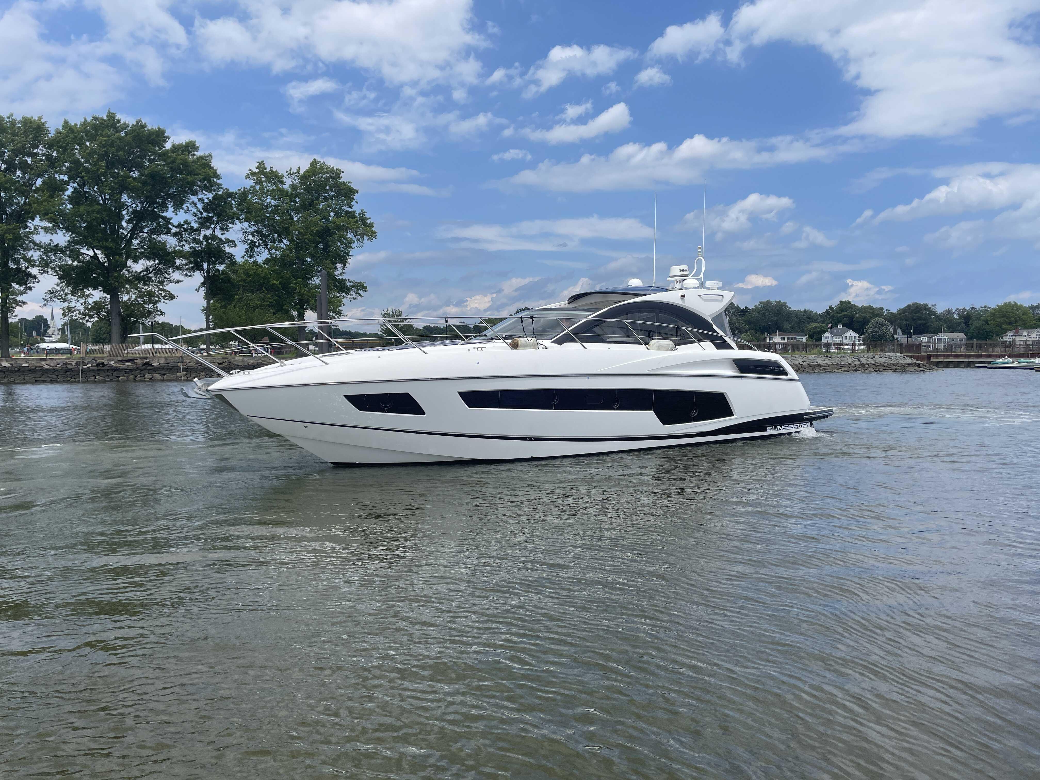 2015 Sunseeker San Remo 48