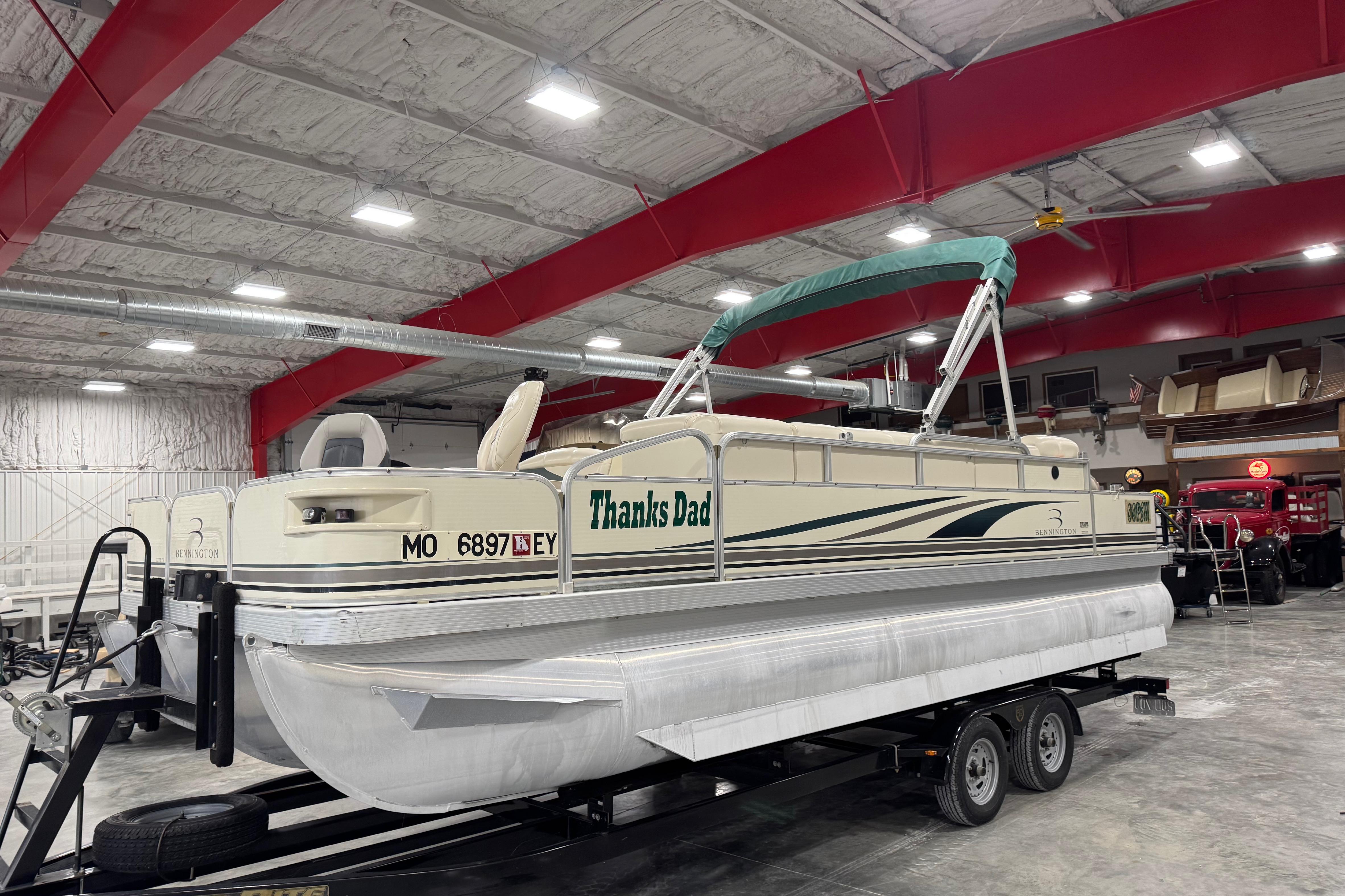 2002 Bennington 2275 FS