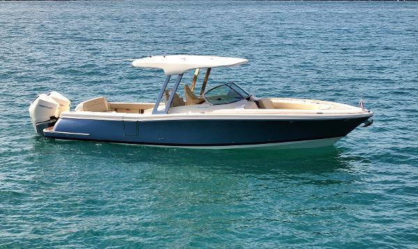 2022 Chris-Craft Calypso 30