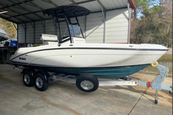 2021 Yamaha Boats 210 FSH Sport